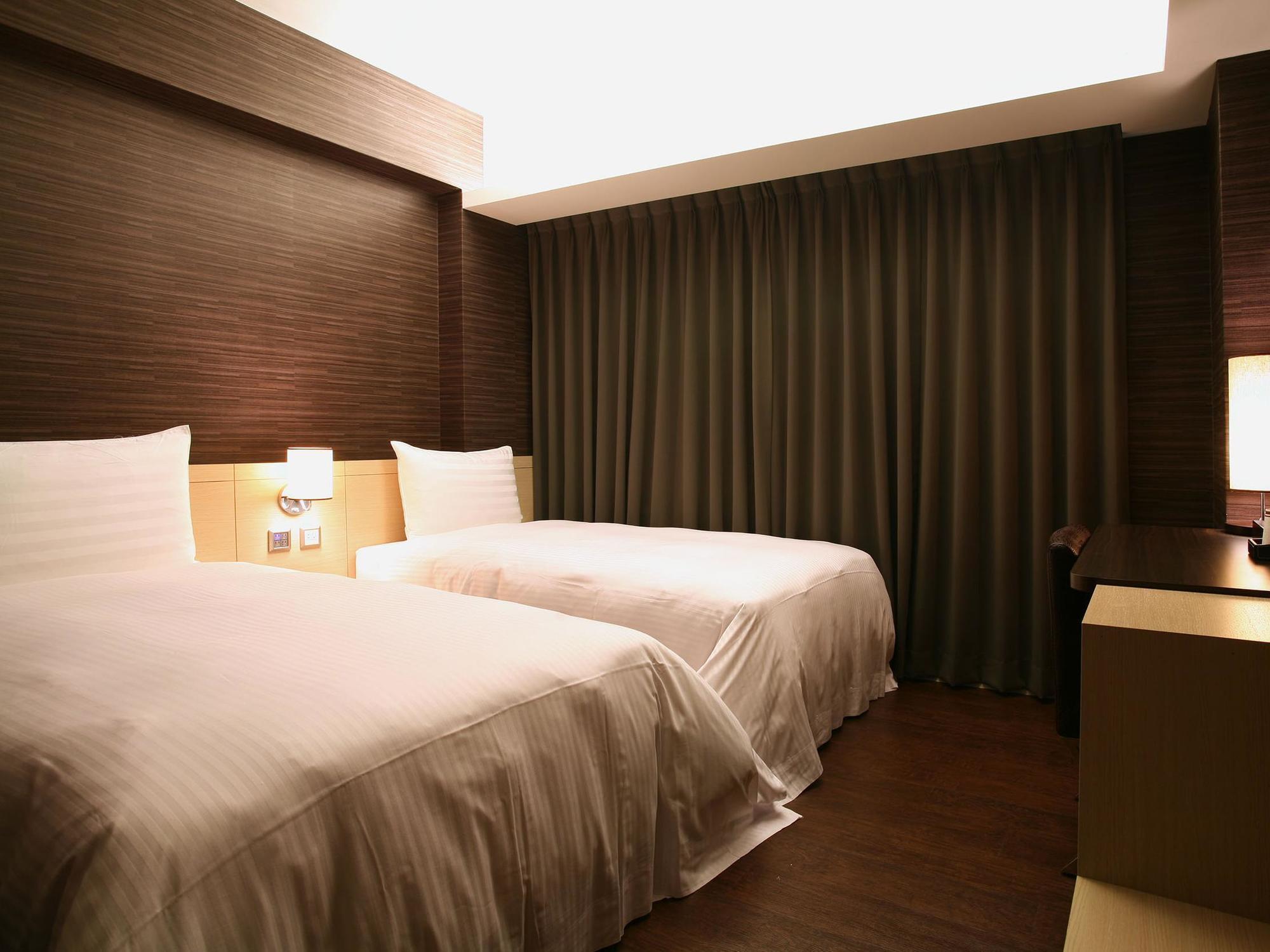 Talmud Business Hotel - Zhongshan Taichung Exterior photo