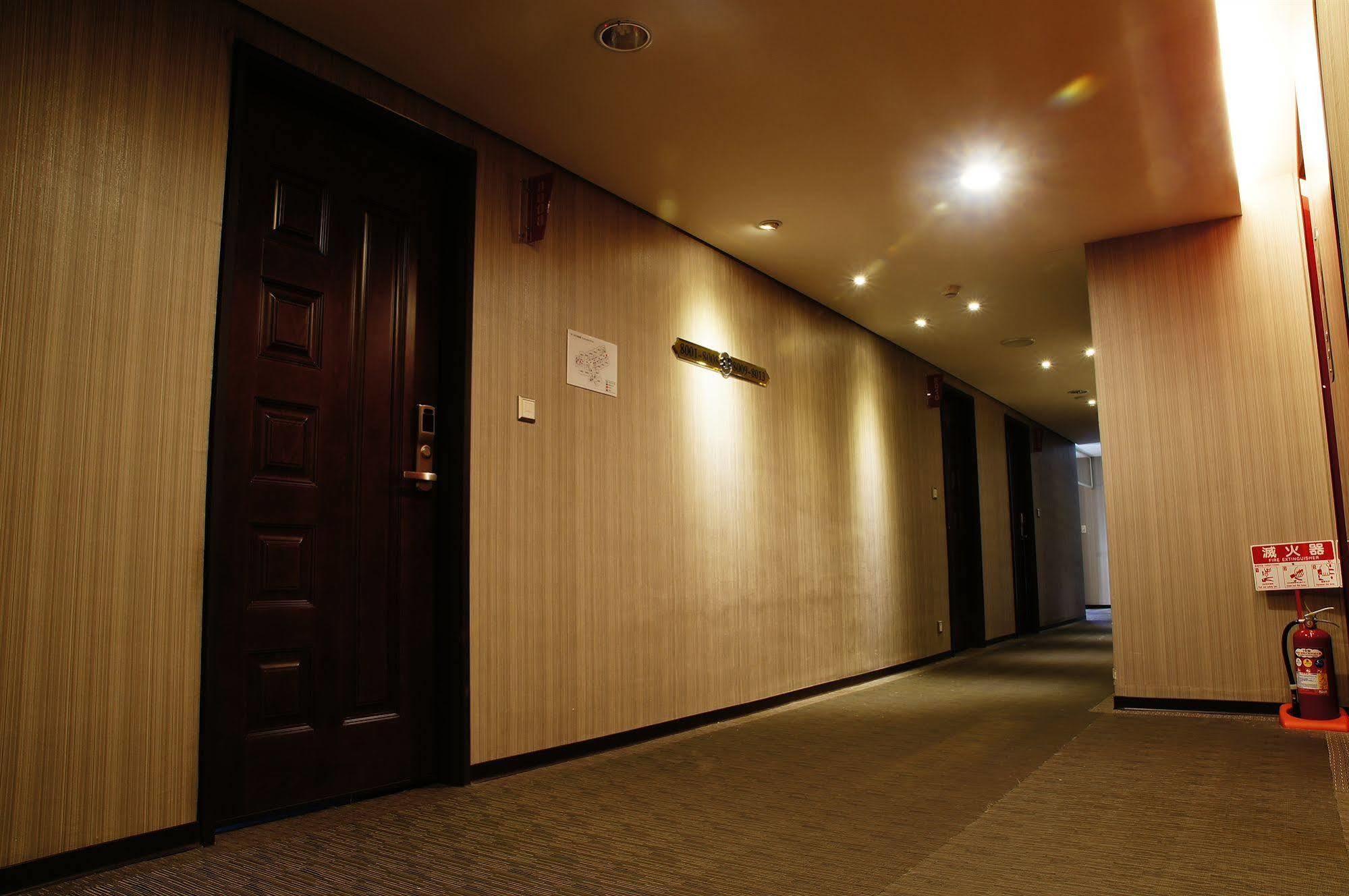 Talmud Business Hotel - Zhongshan Taichung Exterior photo